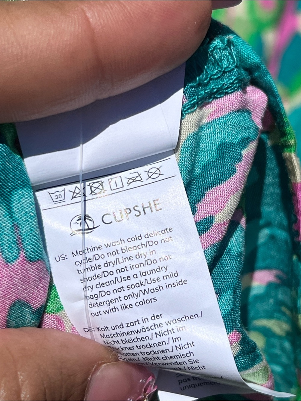 Cupshe Colorful Abstract Print V-Neck Romper Size Small - Picture 10 of 11